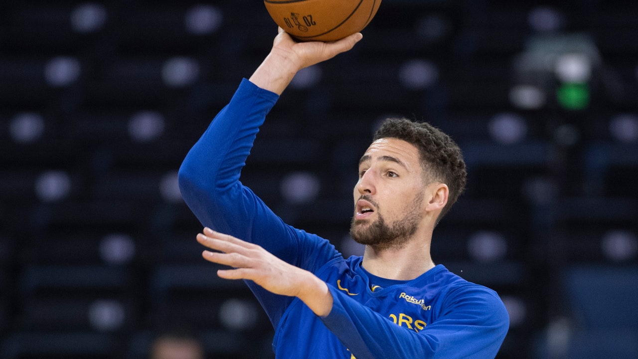 Warriors play final game at Oracle trying to force Game 7